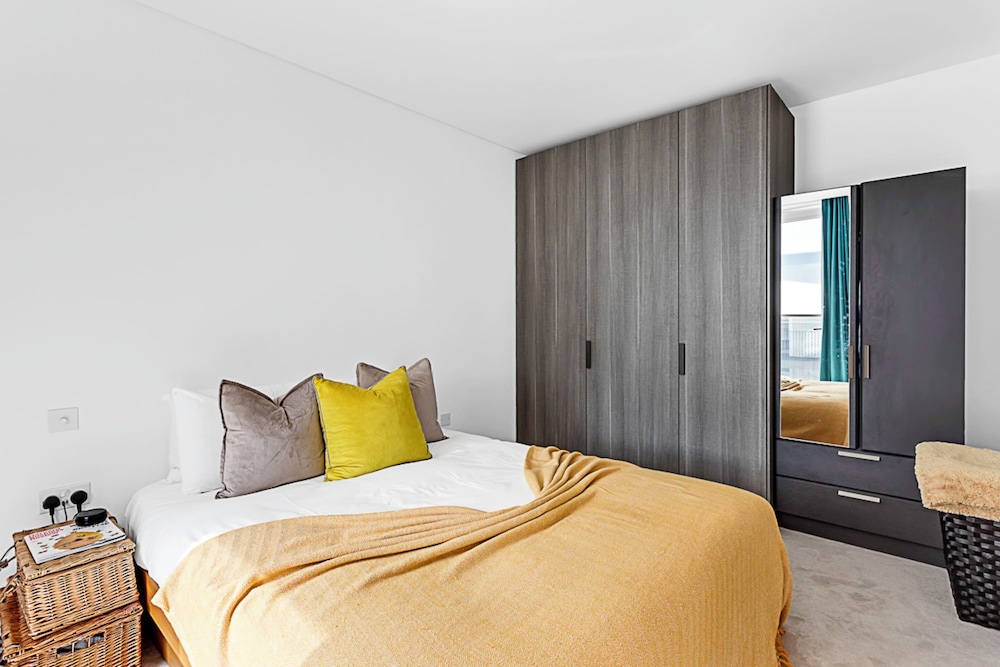 Gorgeous Clapham Flat