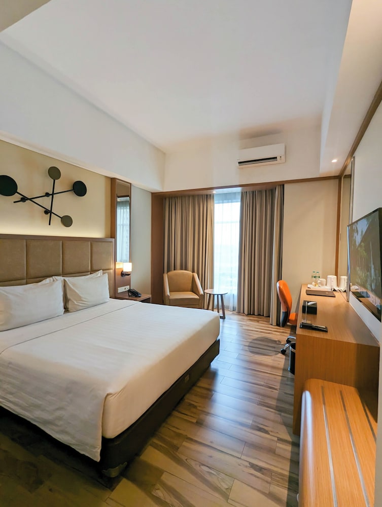 Astanaraya Suites Hotel