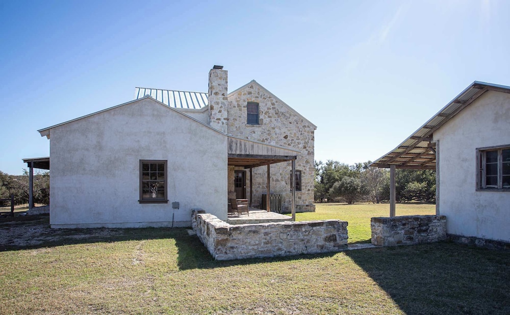 Charming Hill Country Getaway in Texas