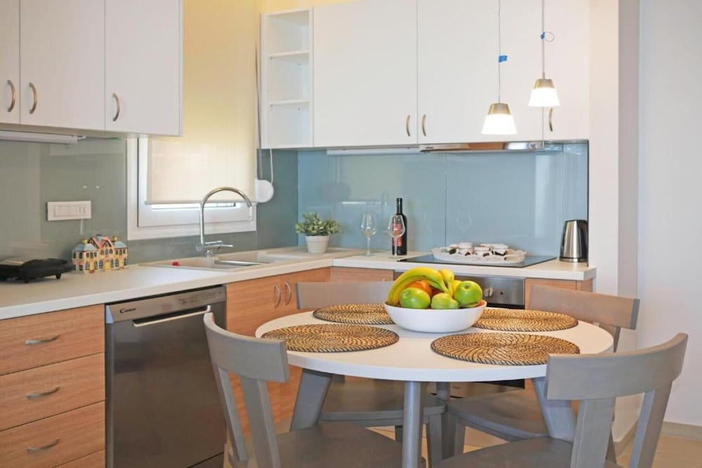Sonja Apartments