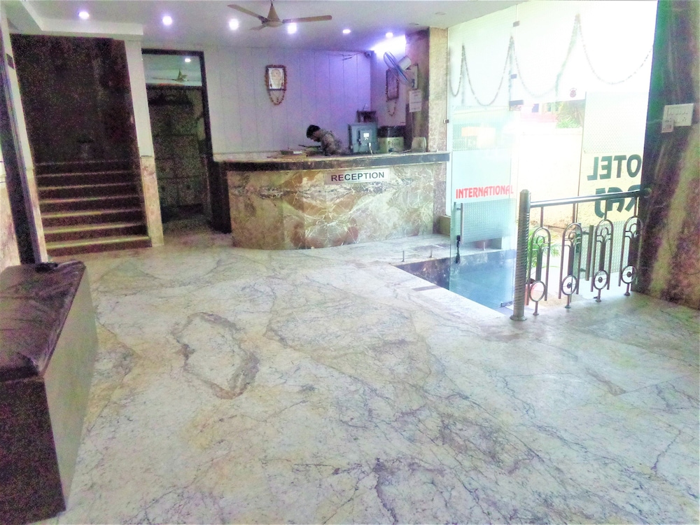 Hotel Raj International DX view 3