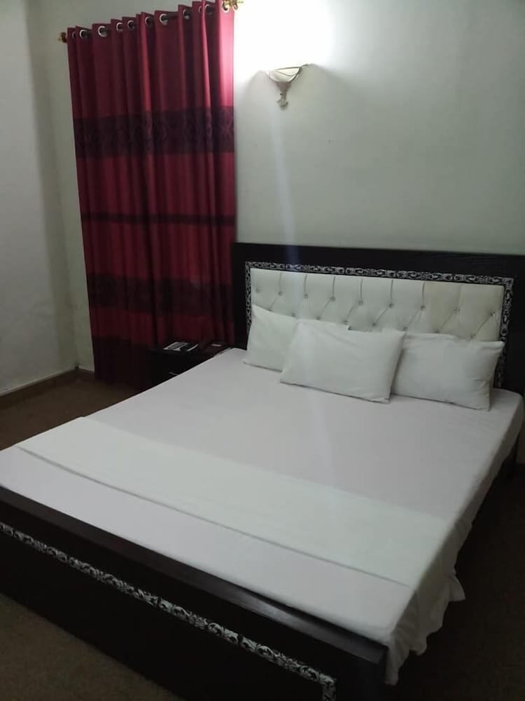 Orion Inn view 5