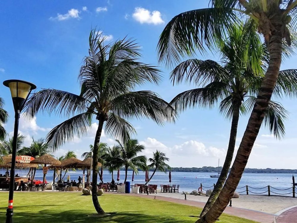 Picturesque View Suites