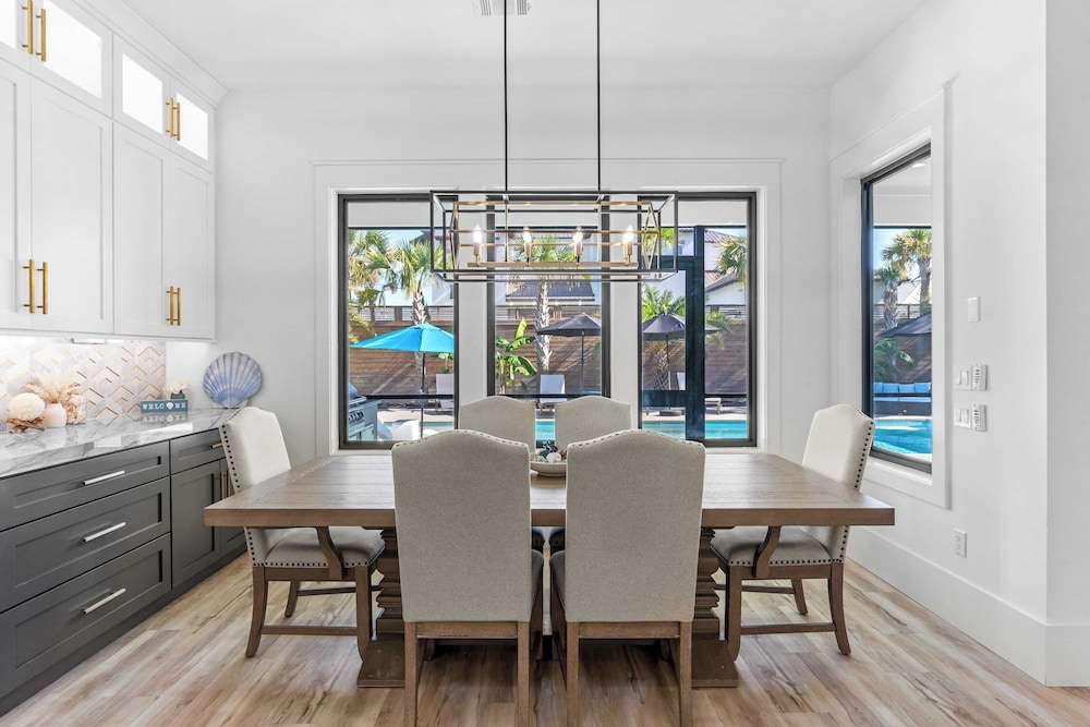 30A Happy by the Sea by Avantstay Pool, Golf Cart, Bikes