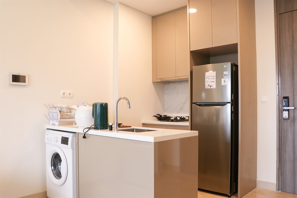 Nice And Elegant 1Br Apartment At Arumaya Residence