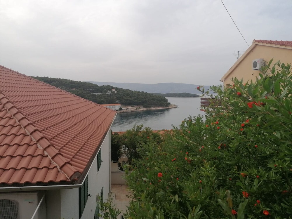 Marija1 - Close to the Center - A4 Narančasti view 5