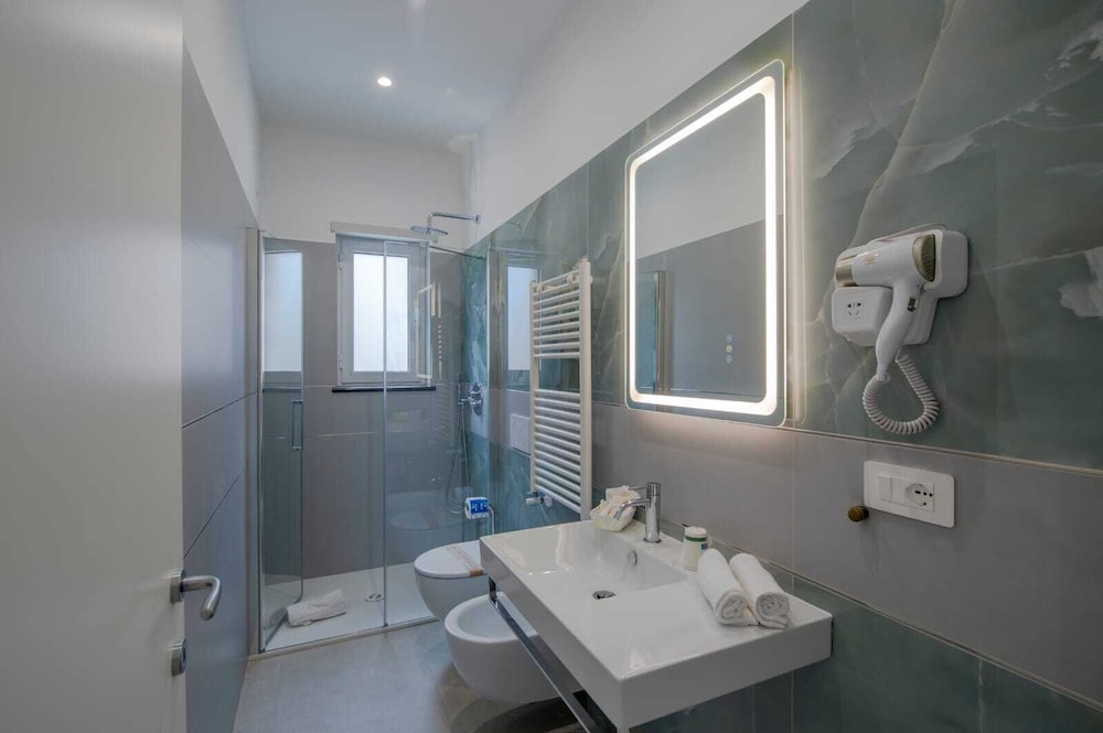 Rossy Palace Amalfi Coast Suites