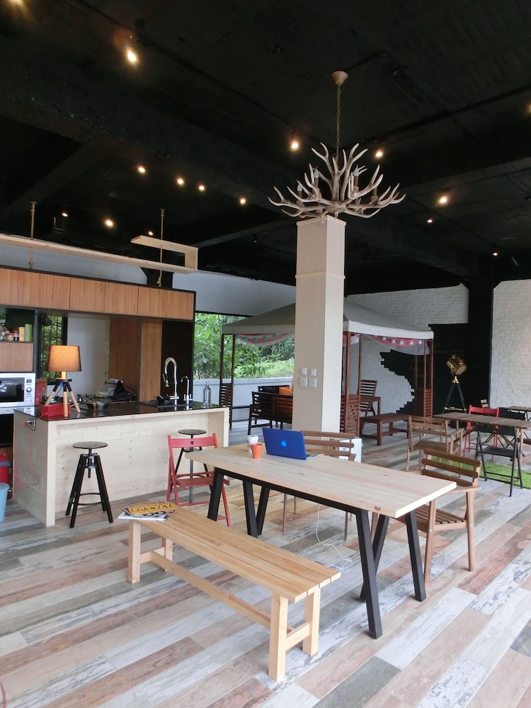 perBed Hostel