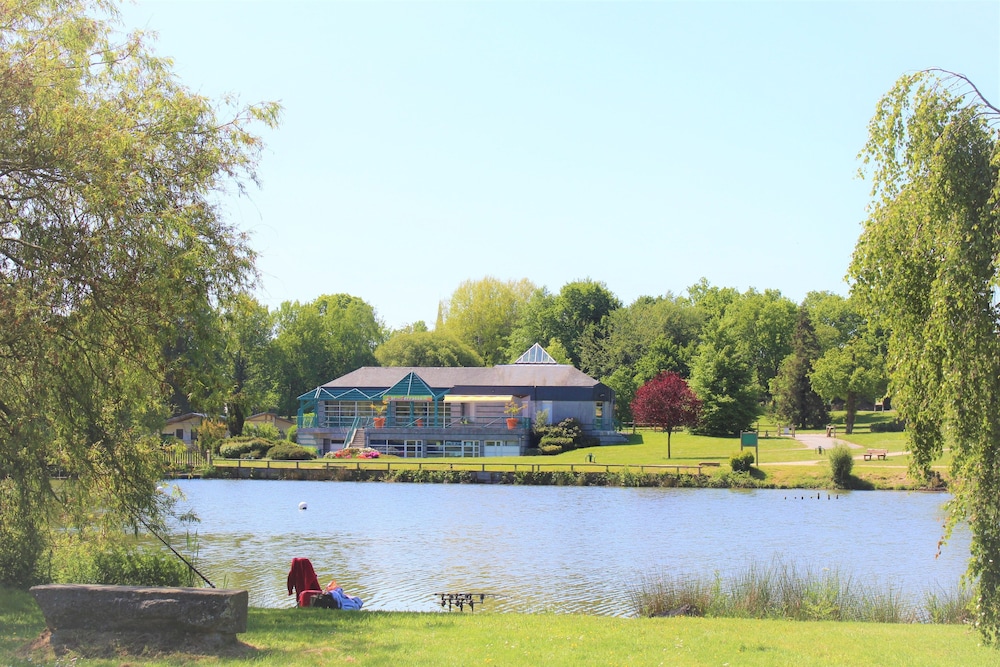 Camping Le Val de Landrouet view 2
