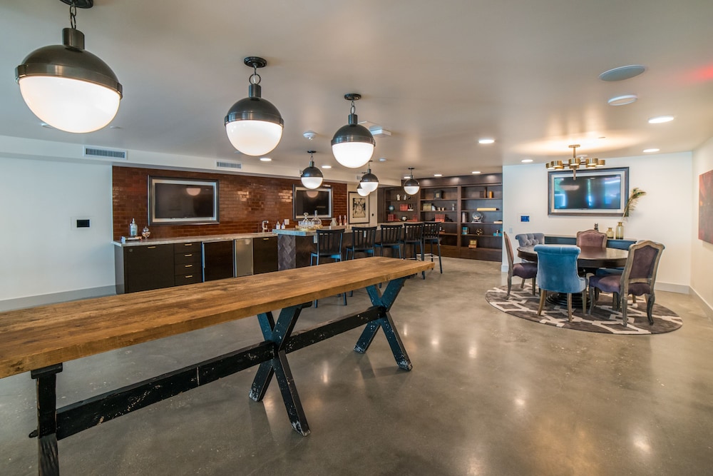 meeting & event spaces