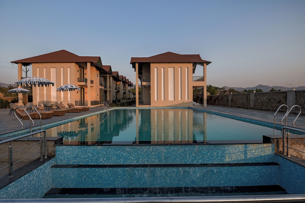 The Bhagwati Cottage & Villa