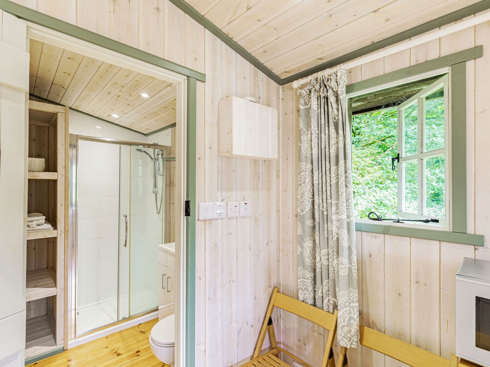 Lakeside Cabin view 4