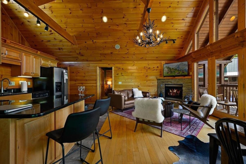 Cabin On A Cloud