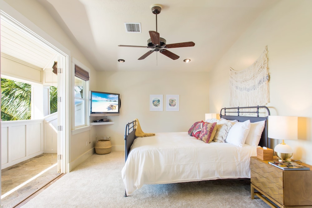 Poipu Penthouse W 2 Beaches Resort Amenities