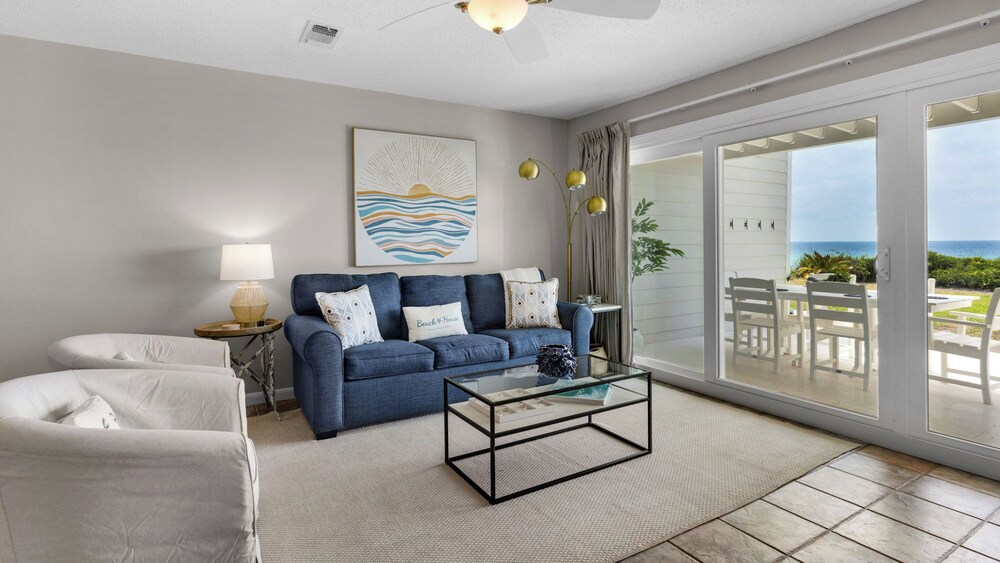 2BR Beachfront Townhome w/ Beach Service + Free Attraction Tickets!