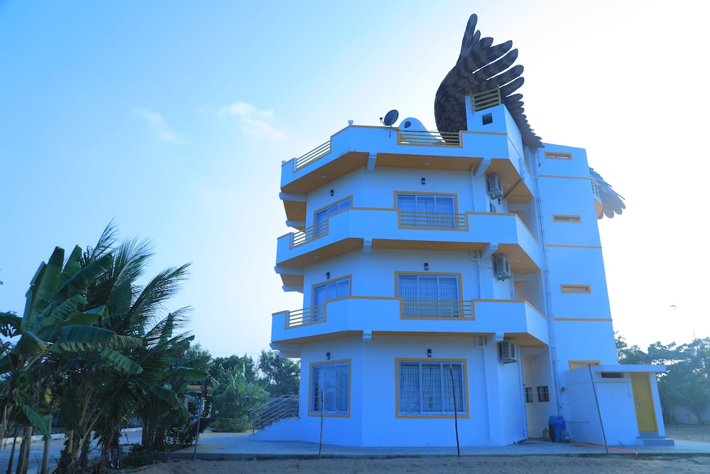 Ulo Octagon view 5