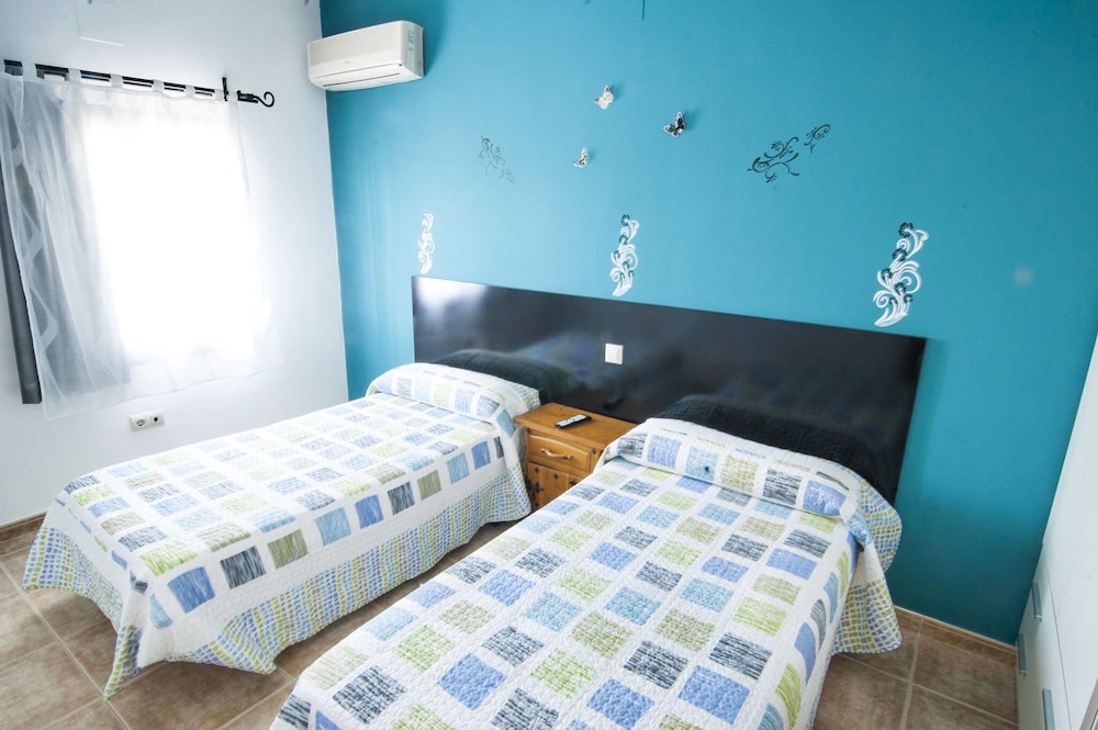 Hostal Restaurante Casti - Property Image 6