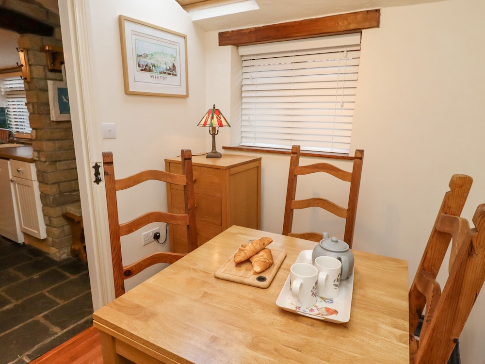 Cholmley Cottage