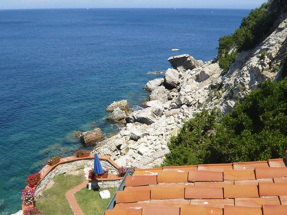 Apartment in Rio Nell Elba for 2 Person