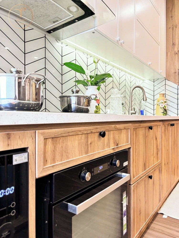 Armin Homes 3BR Wabi Sabi Apt Ecopark