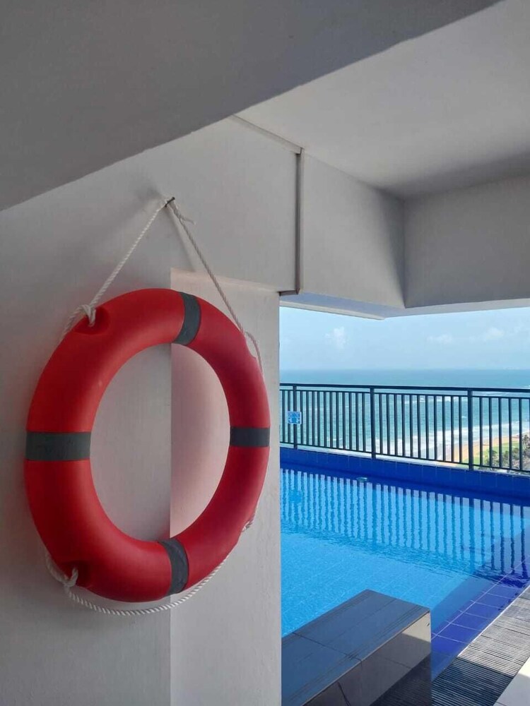 Blue Ocean Apartment by EPICK
