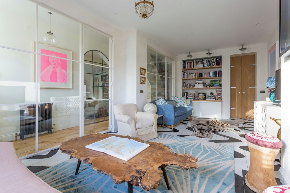 Barlby Road III by Onefinestay