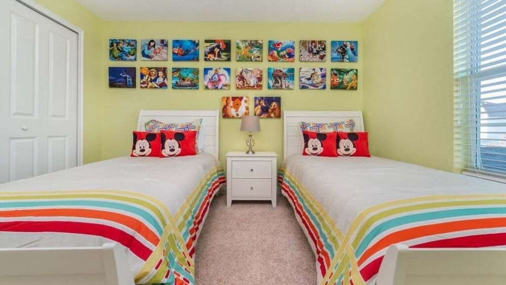 4br Home W/ Pool In Storey Lake Resort Near Disney 4 Bedroom Townhouse