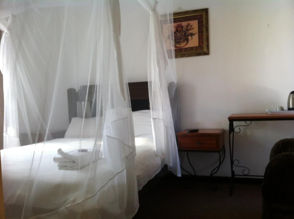 Kuku Royal Lodge