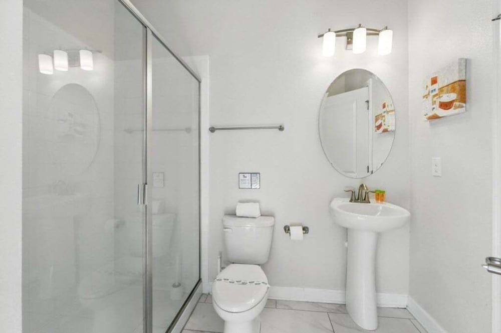 Exceptional Quality Private Pool Home 6 Bedroom Villa