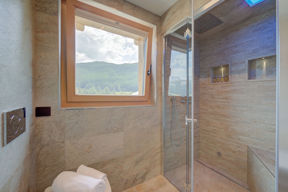 Wood House Livigno Ski in - Ski out Mt 10