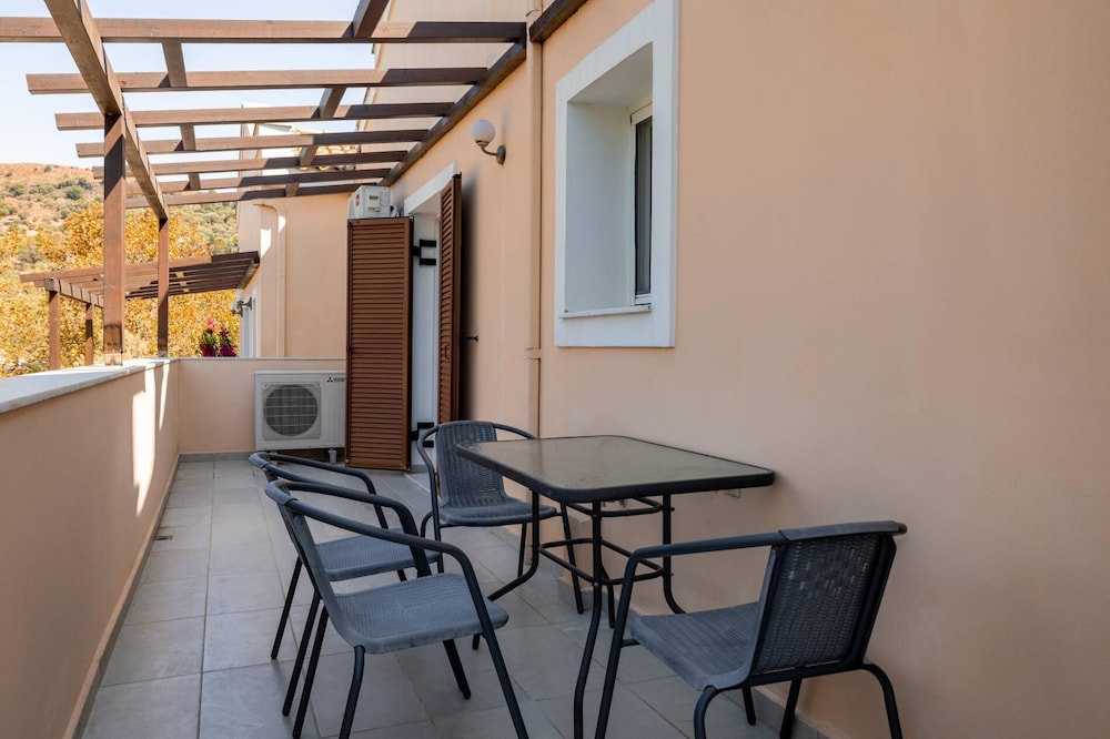 Leone Luxury Villa Georgia