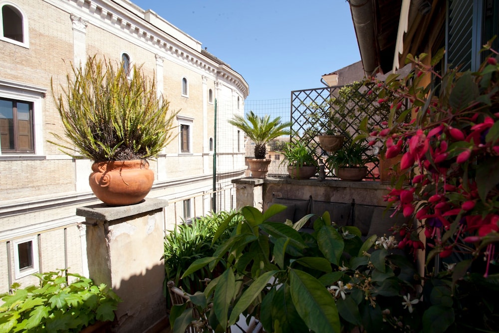 Wonder Princely Penthouse