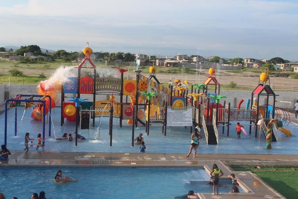 Hotel Isabel - Image 1