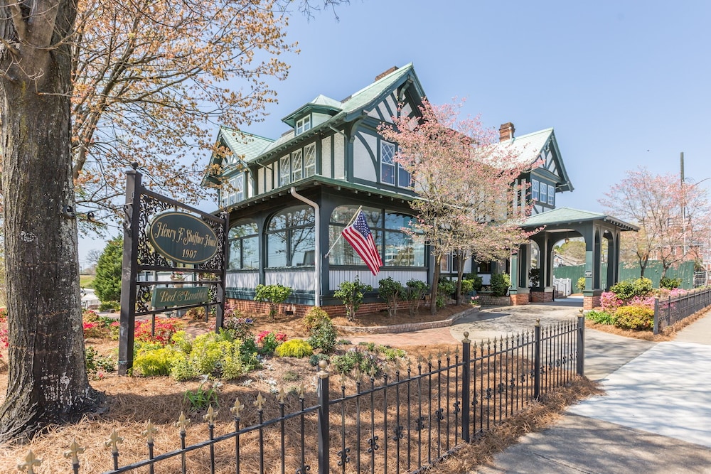 Hotel The Shaffner Inn