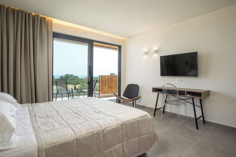 Aethrion Luxury Villas & Suites