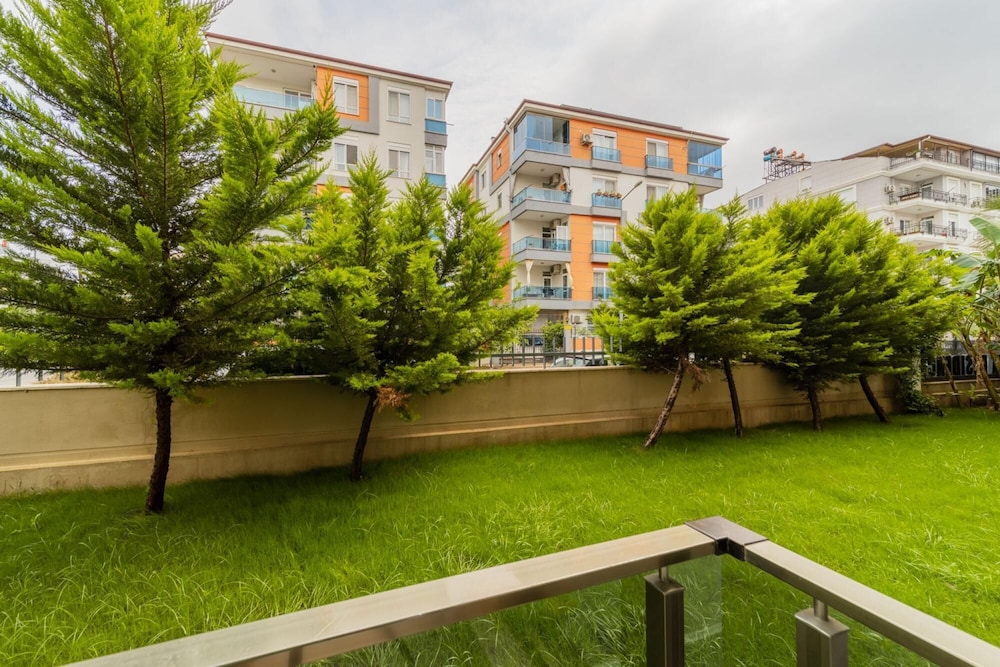 Modern and Convenient Flat in Antalya City Center