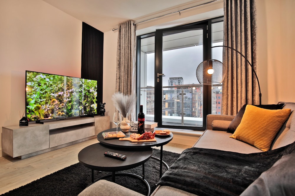 Manchester - 2-bed Apartment - Sleeps 4 - Wifi