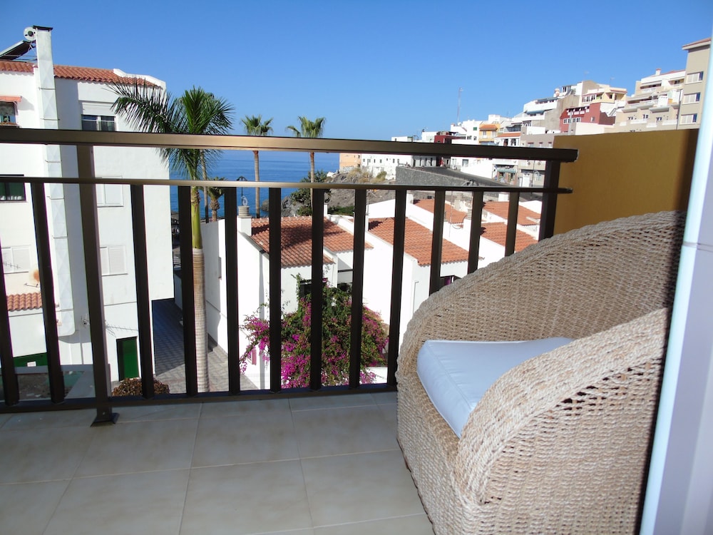 Santiago del Teide Vacations - Lago Santiago - Property Image 4