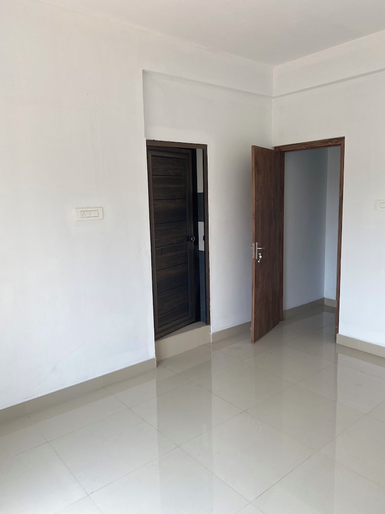 Attiri Apartments