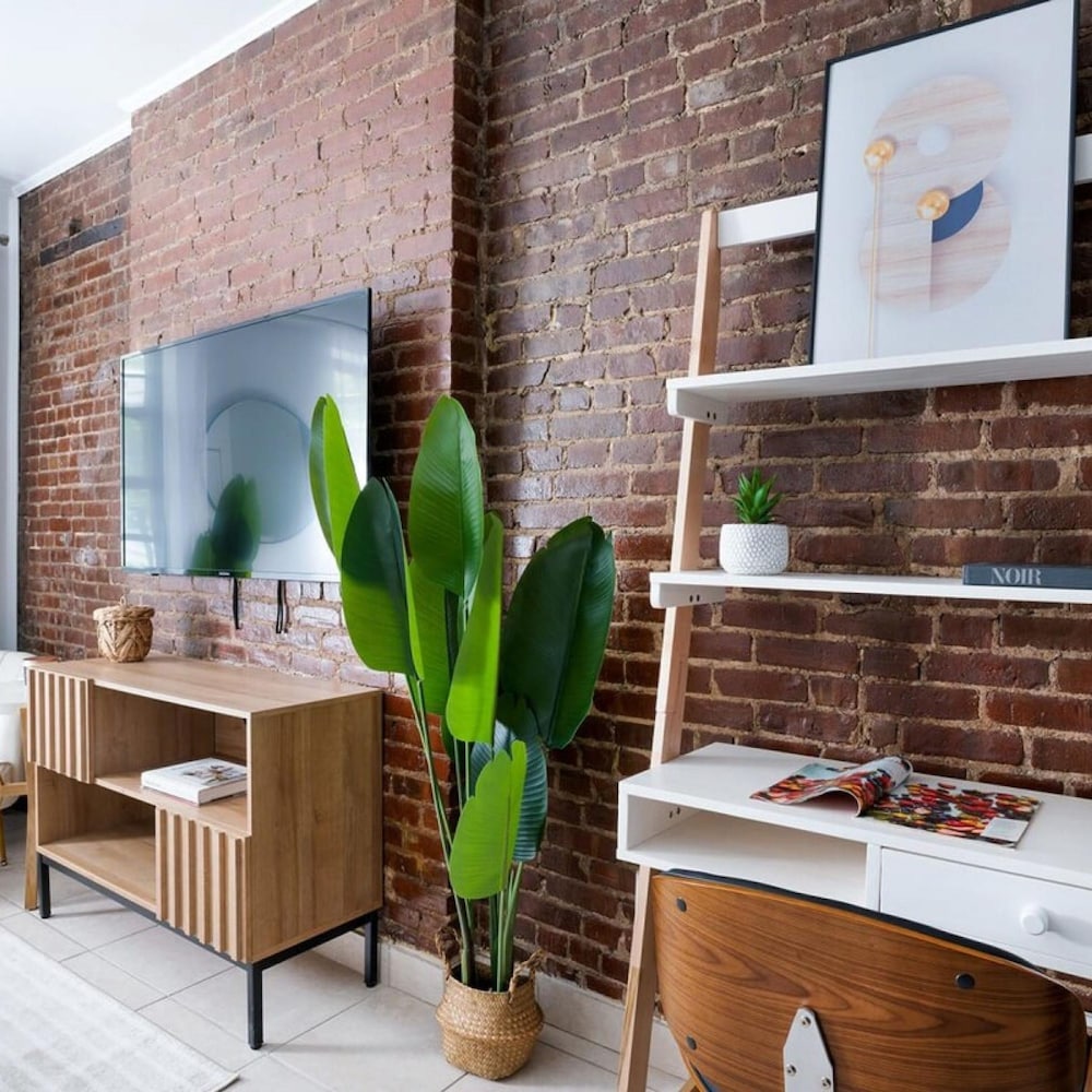 501-2fw Gorgeous Upper East Side Studio