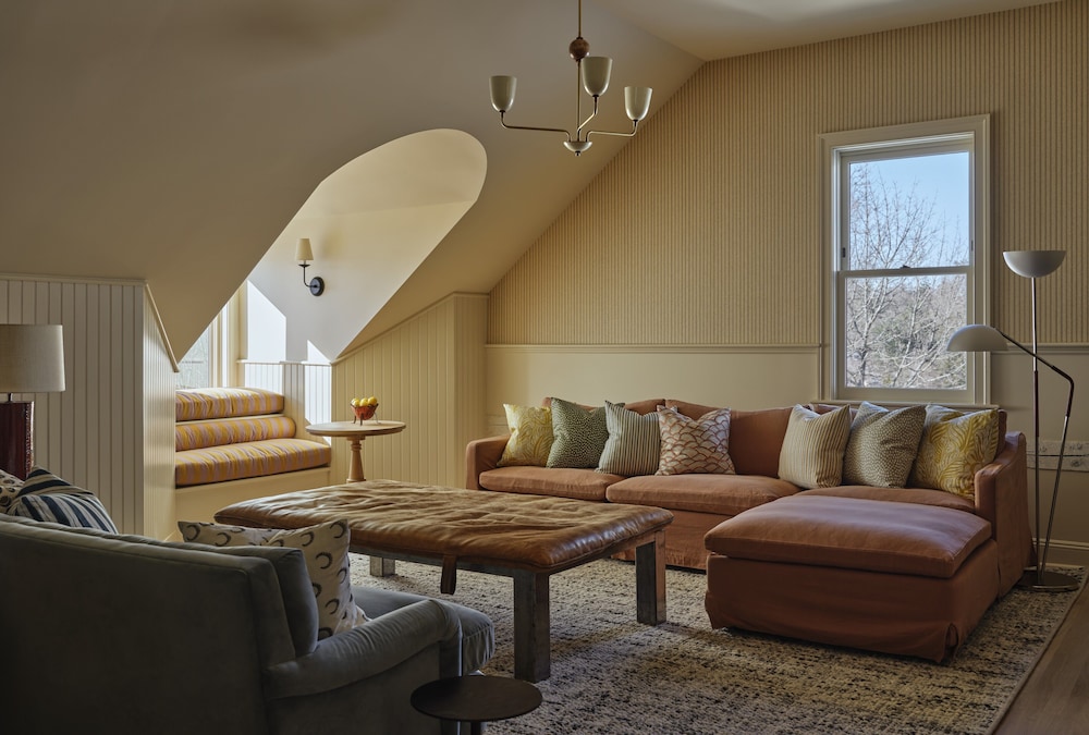 Belden House & Mews