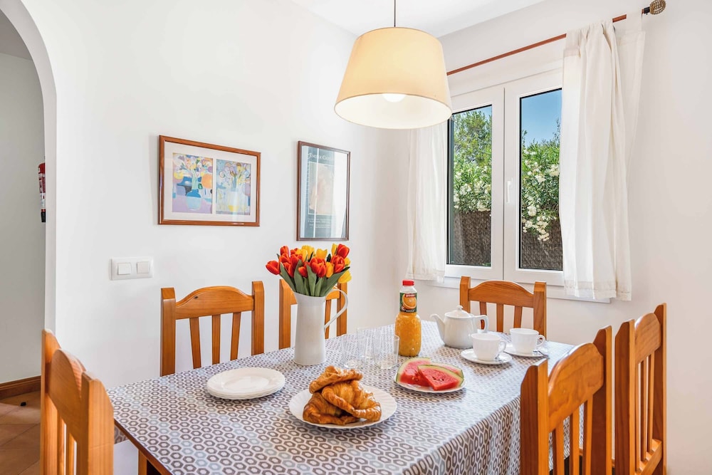 Villa Flores Blanes