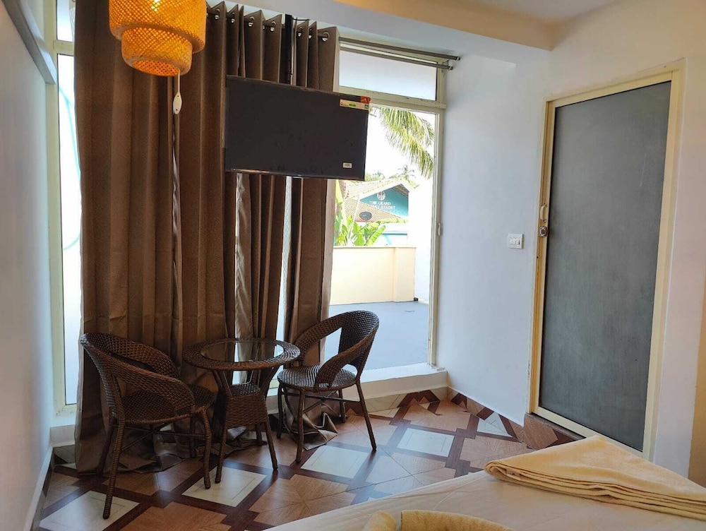 Vibes Hotel view 5