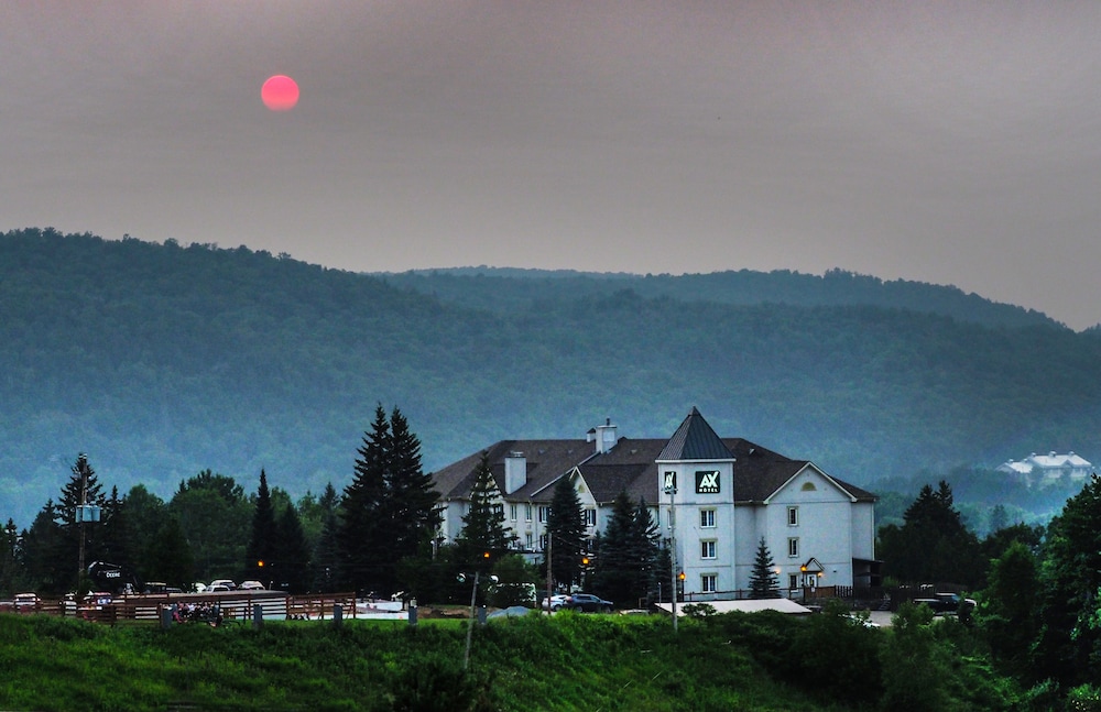 AX Hotel 32