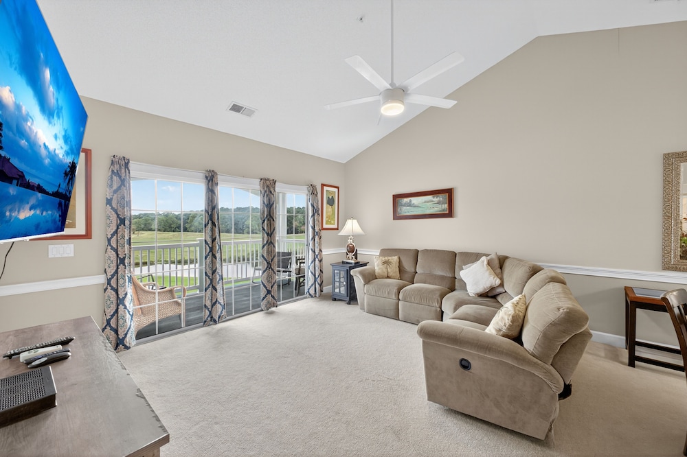 Magnolia North 4879-304 2 Bedroom Condo
