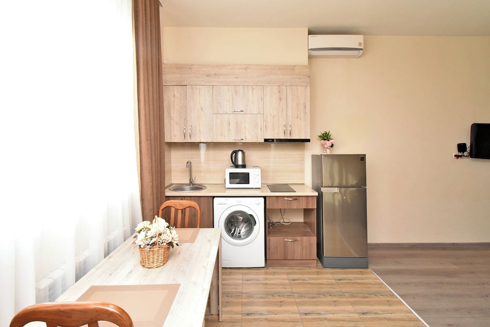 Comfort apartment on Teryan 8