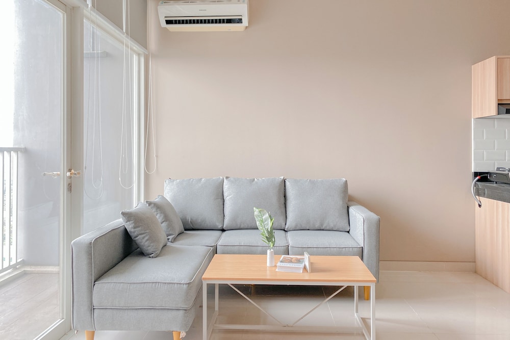 Good Deal and New Furnished 2BR Ciputra International Apartment