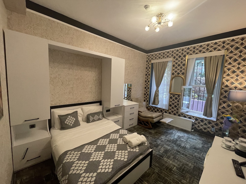 Moda Suit - Image 70