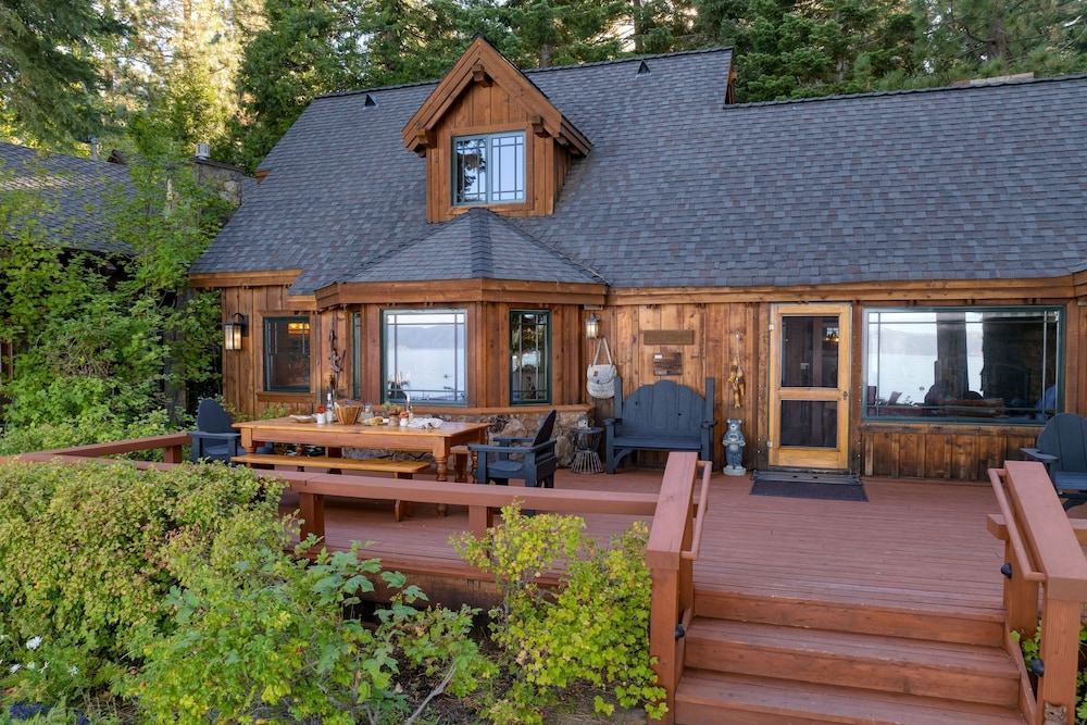 Homewood Lakefront by Avantstay Private Beach Lake Access Views