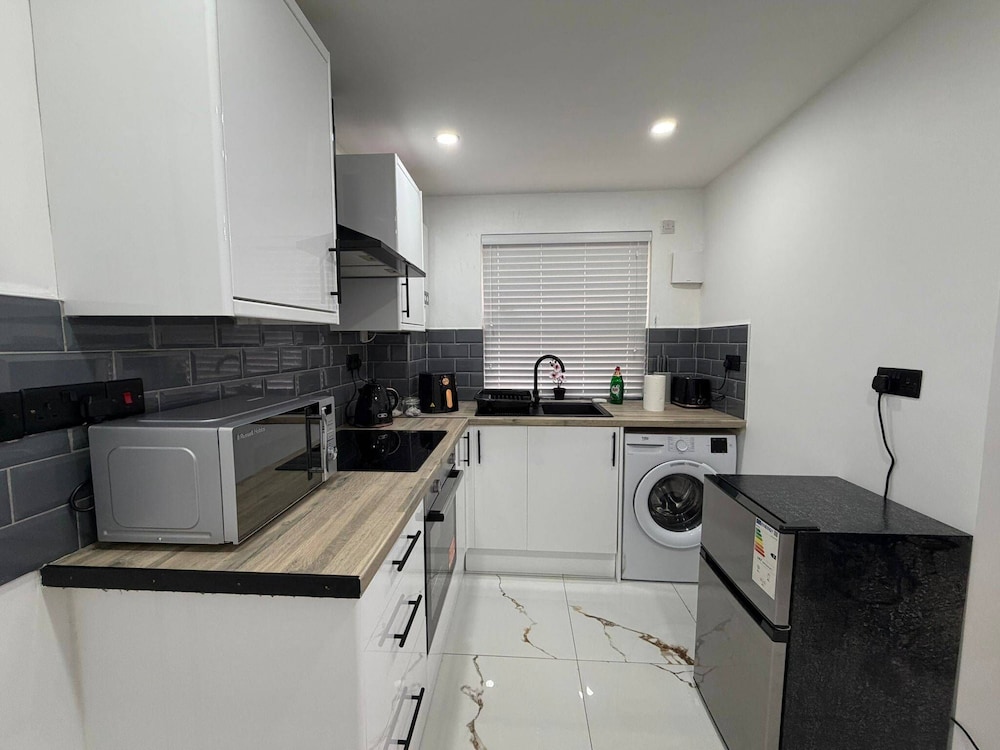 City Center Cardiff Apartment - 2 Bedrooms